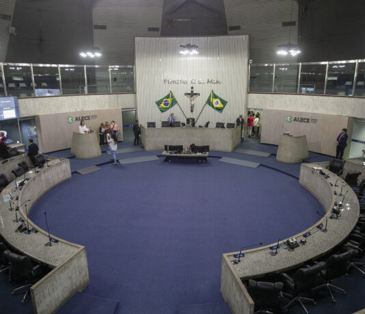 Assembleia aprova projeto que incorpora Funsaúde à Secretaria da Saúde do Ceará