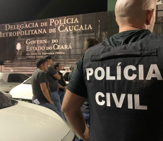 Mãe e filho são encontrados mortos em casa na Caucaia