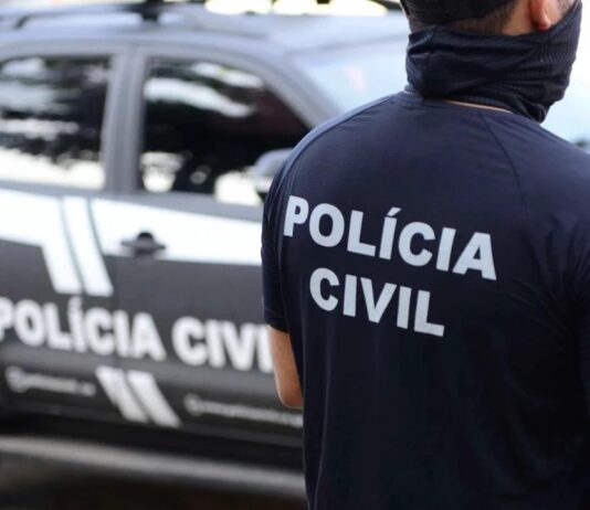 Chefe de facção criminosa tenta atropelar e subornar policiais antes de ser preso em Fortaleza