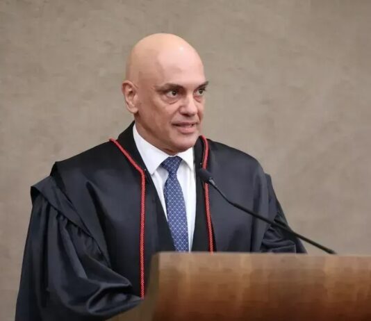 Moraes contraria PGR, mantém prisões por ofícios é e acusado de ilegalidades
