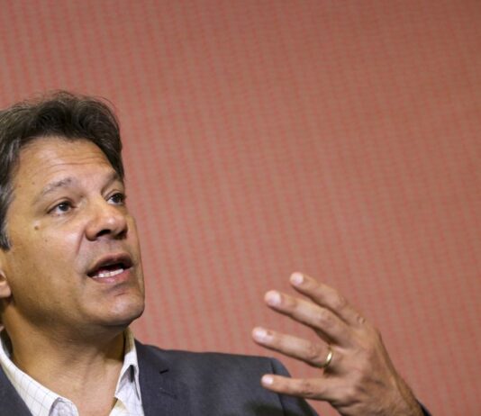 Sob pressão, governo recua de taxar importados da Shein, Shoppe e AliExpress