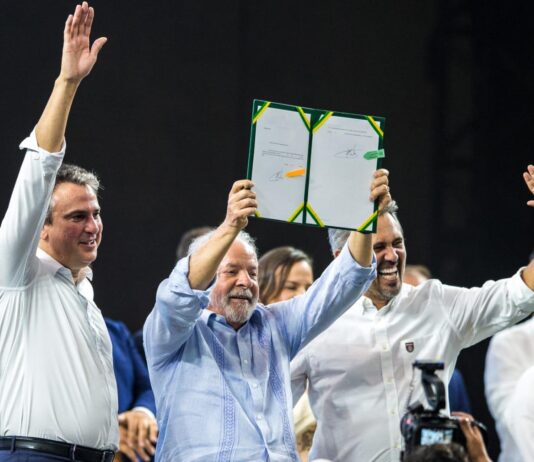 Em passagem pelo Ceará Lula diz que foram 4 anos de desgoverno “Parece que uma praga de gafanhoto passou por esse país”