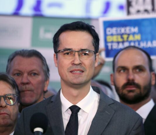 Deltan recorre ao STF para tentar recuperar o mandato de Deputado Federal