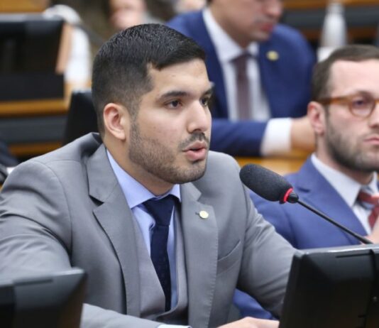 Deputado Federal André Fernandes assume PL em Fortaleza