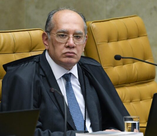 Gilmar defende regulamentar internet: ‘Não se trata de censura’