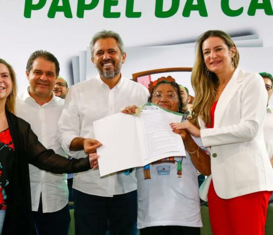 Governador Elmano diz que vai ter conversa demorada com Luzianne Lins