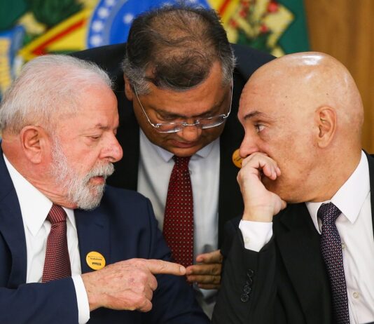 Urgente: Moraes autoriza Dino a enviar imagens para CPMI do dia 08 de Janeiro