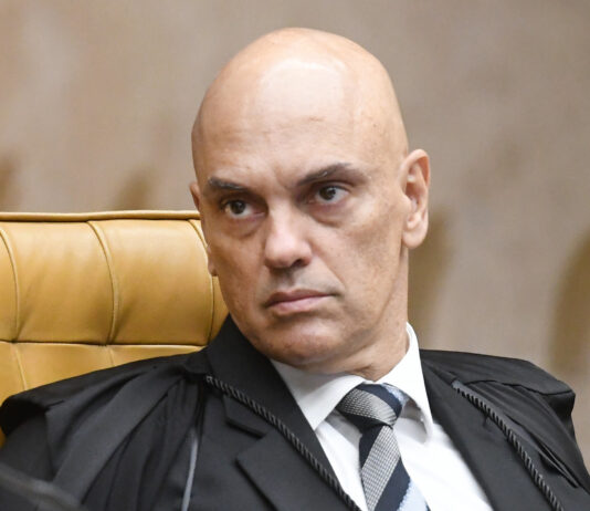 Após 1 ano do inquérito, Alexandre de Moraes arquiva investigação contra 6 empresários