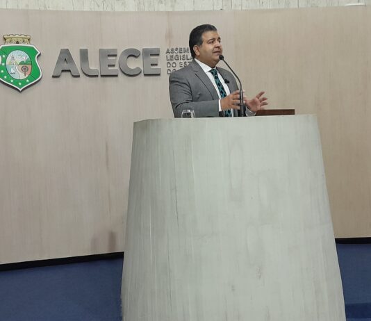 Deputado Felipe Mota abre as portas da assembleia para homenagear o agronegócio no Ceará