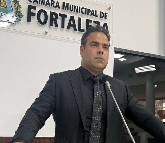 “O crime avança e o governo está de braços cruzados! Até quando vamos suportar?” afirmou vereador Julierme Sena sobre crise no Pirambu