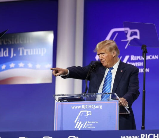 Trump diz que ‘fraqueza e incompetência’ de Biden provocaram ataque contra Israel