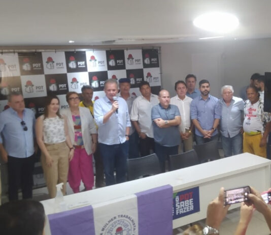 Crise no PDT: André Figueiredo retoma comando do partido de Cid e cancela reunião marcada pelo Senador