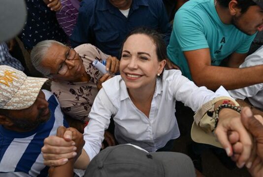 ‘STF’ da Venezuela suspende primárias da oposição vencidas por María Corina