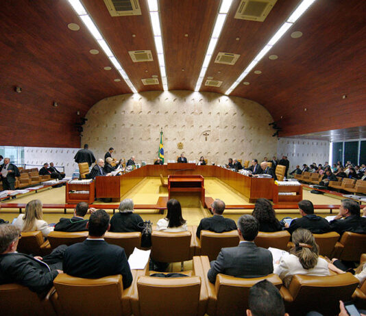 STF forma maioria para condenar mais cinco réus pelos atos de 8/1