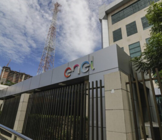Com recordes de reclamações, Enel faz pedido para renovar concessão no Ceará por 30 anos.