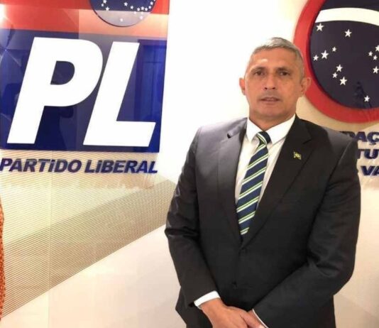 Com o apoio de Bolsonaro e de Valdemar, Coronel Aginaldo é escolhido como pré-candidato a prefeito de Caucaia