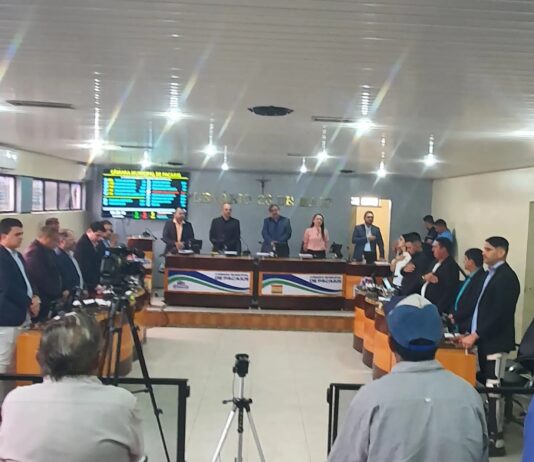 Justiça derruba liminar de Bruno Figueiredo e Tô do Guiomar assume prefeitura de Pacajus