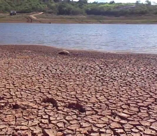 Cidade do interior do Ceará está sem abastecimento de água a mais de 30 dias; MPCE entra com ação