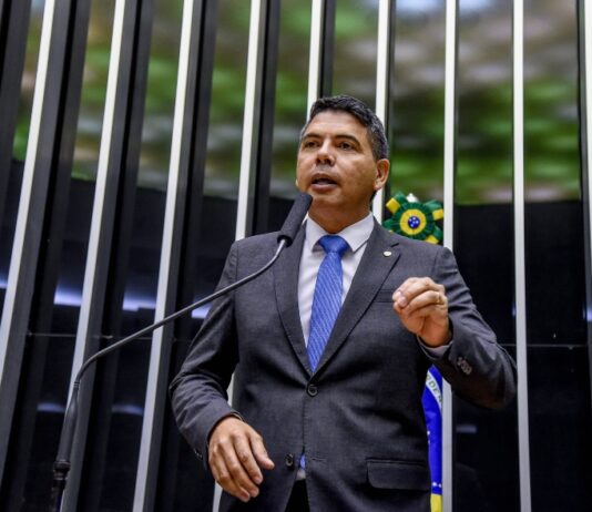 Projeto de lei quer punir aborto com até 30 anos de prisão