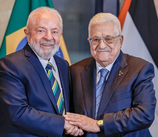 Brasil é um dos países que assinou condenação a Israel na ONU.