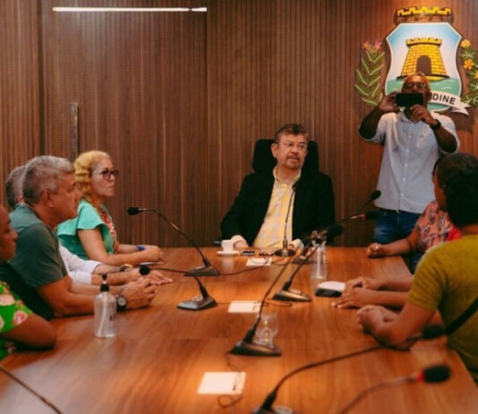 Prefeitura de Fortaleza culpa empresas por não pagamento de terceirizados e ameaça romper contrato