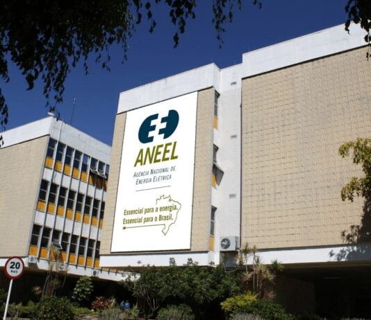 Aumento de Impostos: Aneel diz que conta de luz deve subir 5,6% em 2024