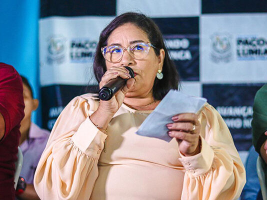 STJ ignora parecer do Ministério Público e libera prefeita comunista a gastar R$ 200 mil com cantor de forró