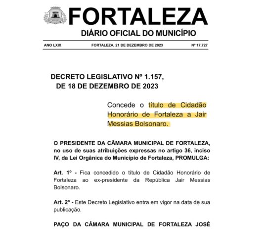 Projeto do vereador Julierme Sena que deu título de cidadania de Fortaleza a Bolsonaro é publicado em Diário Oficial