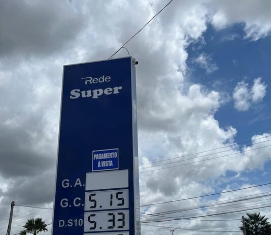 Dono de posto com gasolina mais barata do Ceará diz sofrer ameaças: ‘Medo de morrer’