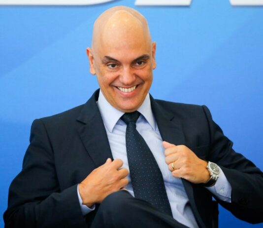 Moraes manda extraditar Eustáquio na Espanha e 63 investigados que estão na Argentina pelo 8/1