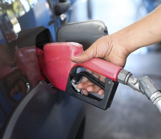 Ceará tem a segunda gasolina mais cara e o diesel mais caro do nordeste