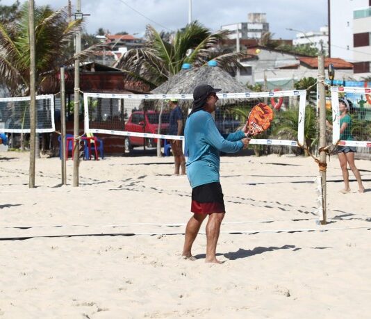 Deputados empilham pedidos para instalar quadras públicas de beach tennis pelo Ceará