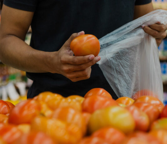 Preços de produtos variam até 464,4% nos supermercados de Fortaleza