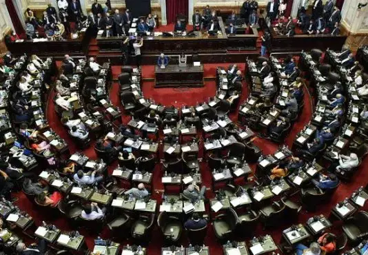 Câmara dos Deputados da Argentina aprova megapacote de reformas liberais do governo Milei