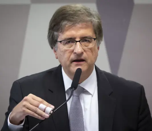 Após Ministro Barroso negar prisão de líder do PCC, PGR cita André do Rap e pede a prisão do bandido