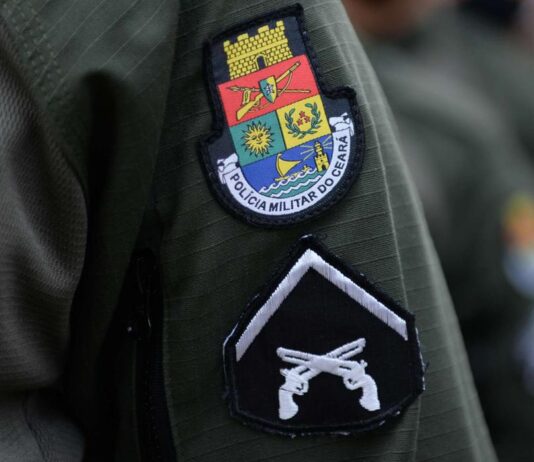 Policial militar é agredido após ter casa invadida no Pirambu, em Fortaleza