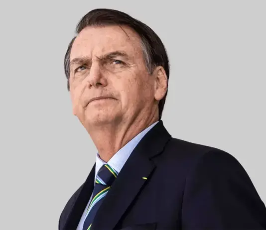 “Hoje tudo pode acontecer com qualquer pessoa no Brasil. Em nome de salvar a democracia estão fazendo barbaridades.” diz Bolsonaro sobre operação da PF