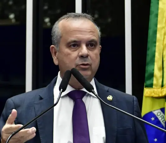 PT está “amedrontado” com ato de Bolsonaro, diz Rogério Marinho