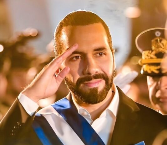 Nayib Bukele é reeleito em El Salvador com mais de 83% dos votos e se torna o presidente com maior aprovação do planeta