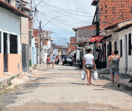 impunidade: Oito acusados de integrar facções e expulsar moradores em Fortaleza são absolvidos pela Justiça