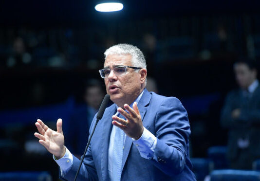 Senador Eduardo Girão alerta sobre novo código civil “Sonhos dos abortistas”