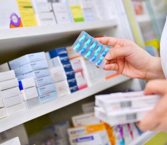 Medicamentos tiveram alta de até 359% no preço em 2024