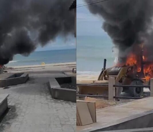 Facção criminosa em Fortaleza paralisa obra pública, ameaça funcionários e queima uma retroescavadeira