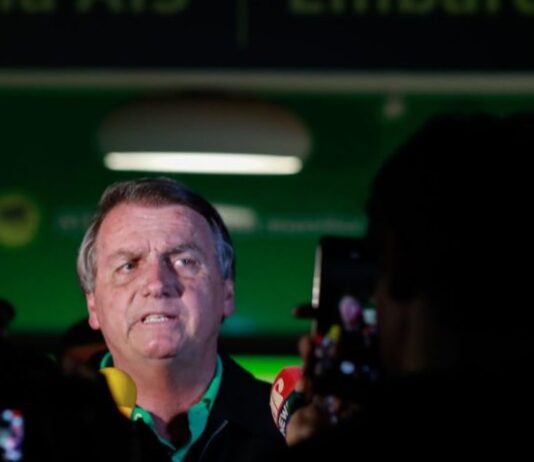 Bolsonaro crítica Lula após morte de Brasileiro pelo Hamas “Não foi ouvido pelos seus amigos terroristas”
