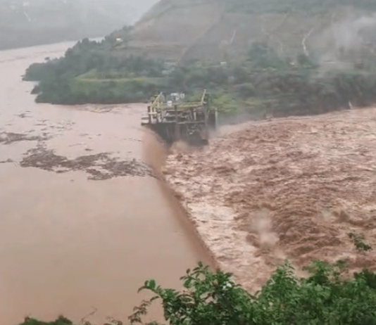 Chuvas rompem barragem no RS. São 24 mortos e 10 mil desabrigados