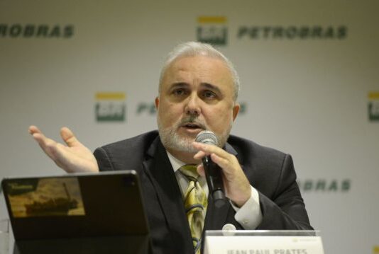 Lula demite presidente da Petrobras, Jean Paul Prates