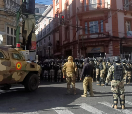 Exercito toma palácio do governo da Bolívia; Presidente denúncia ‘mobilizações irregulares’