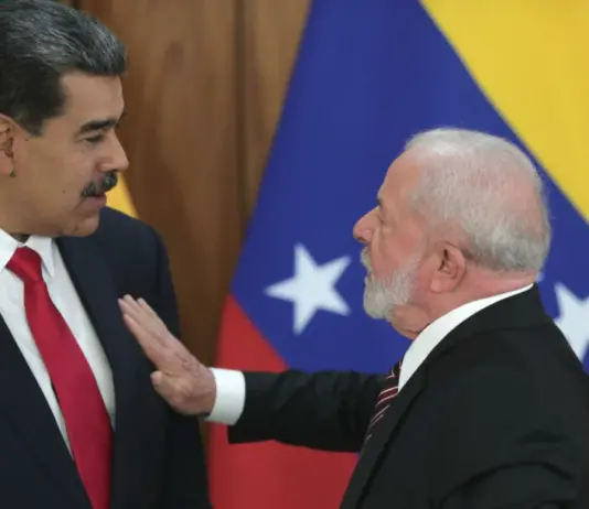 Maduro afirma que Lula trabalha para que respeitem a Venezuela