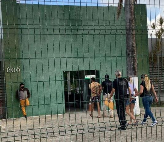 Impunidade: Mais oito acusados de ligação com o Comando Vermelho são absolvidos pela Justiça no Ceará