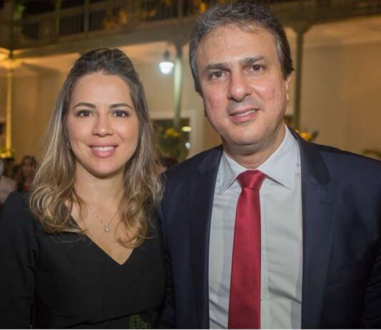 Ministro Camilo Santana tentar emplacar mulher em vaga do TCE e causa desconforto entre deputados que disputam vaga